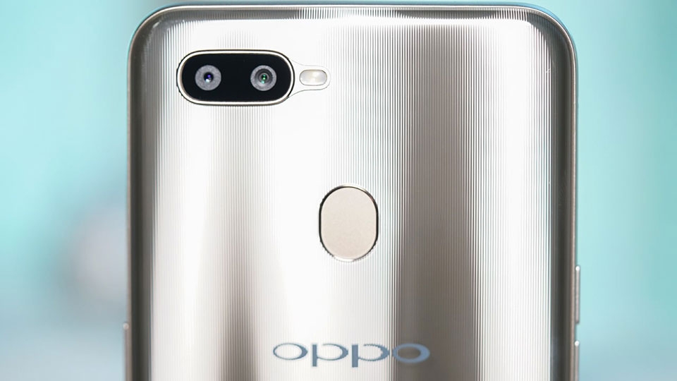 OPPO A7 OPPO A7