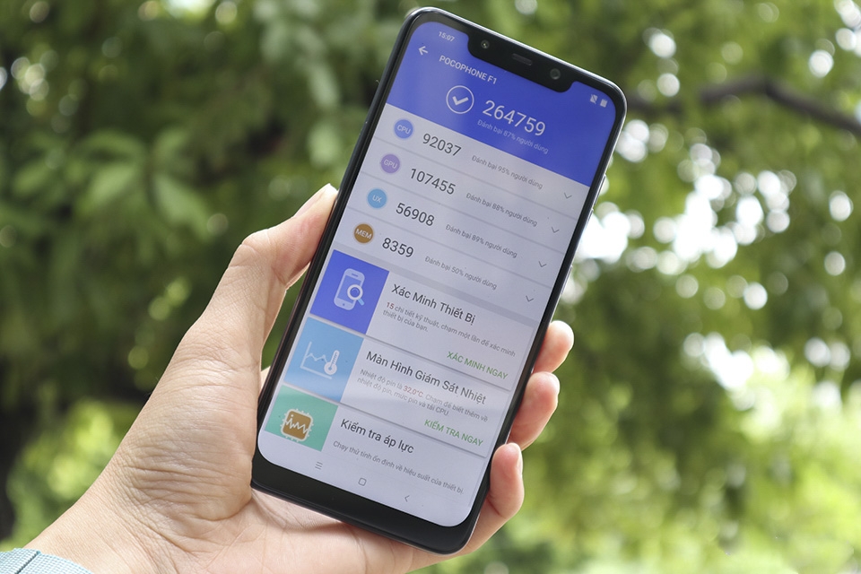 Hiệu năng Pocophone F1