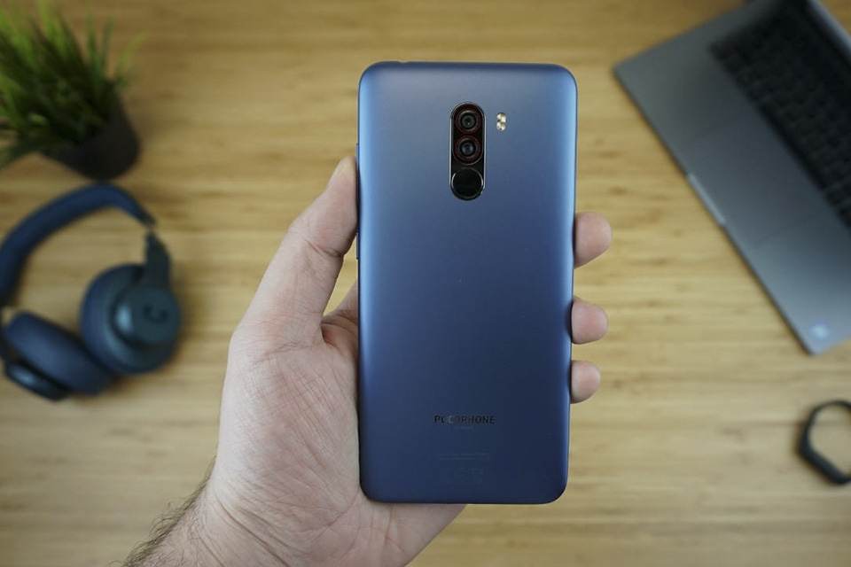 Pocophone F1 Pocophone F1