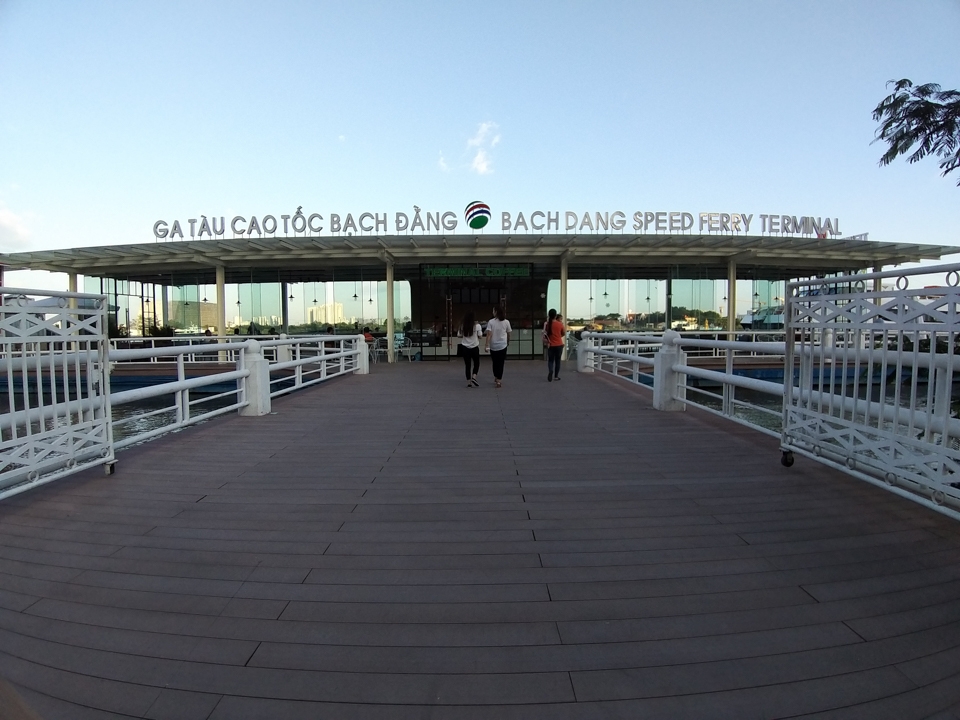 Samsung Galaxy A9 camera 27
