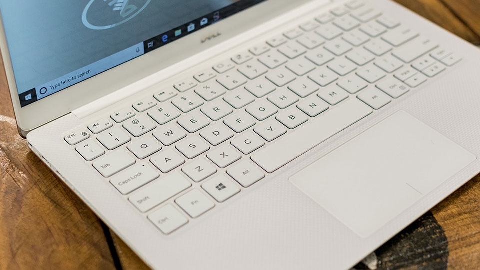 Dell XPS 13 (2019) Dell XPS 13 (2019)