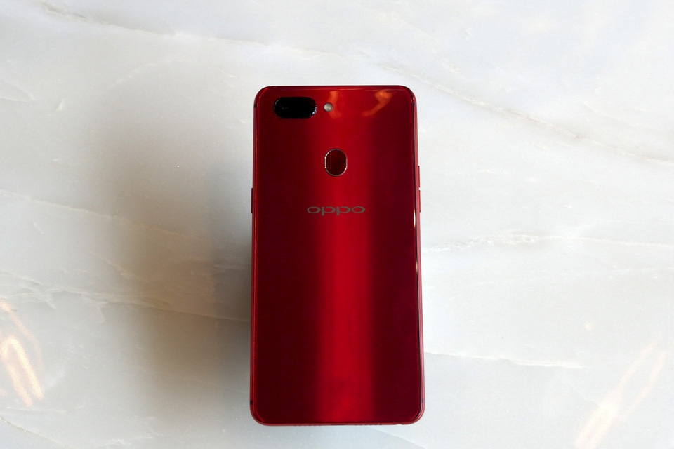Thiết kế Nokia 8.1 Thiết kế Nokia 8.1