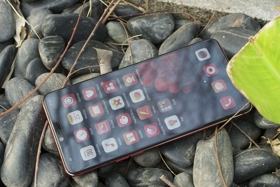 Oppo R15 Pro Oppo R15 Pro