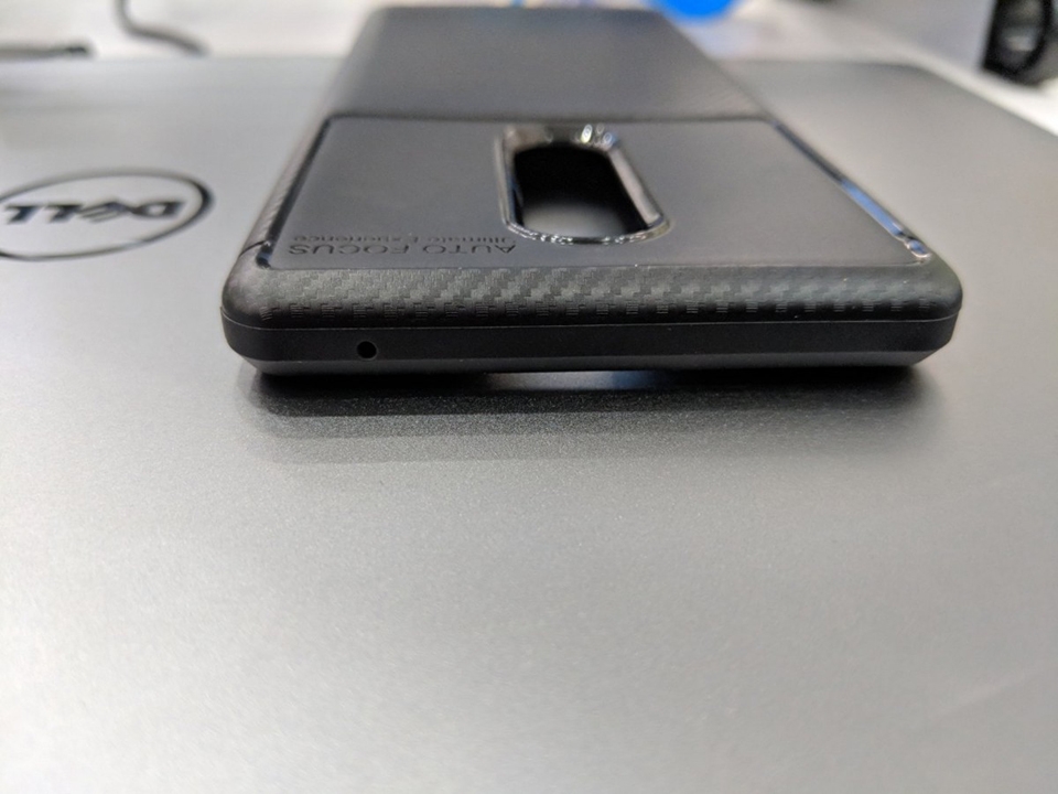 Ốp lưng Xperia XZ4 (ảnh 6) Ốp lưng Xperia XZ4 (ảnh 6)