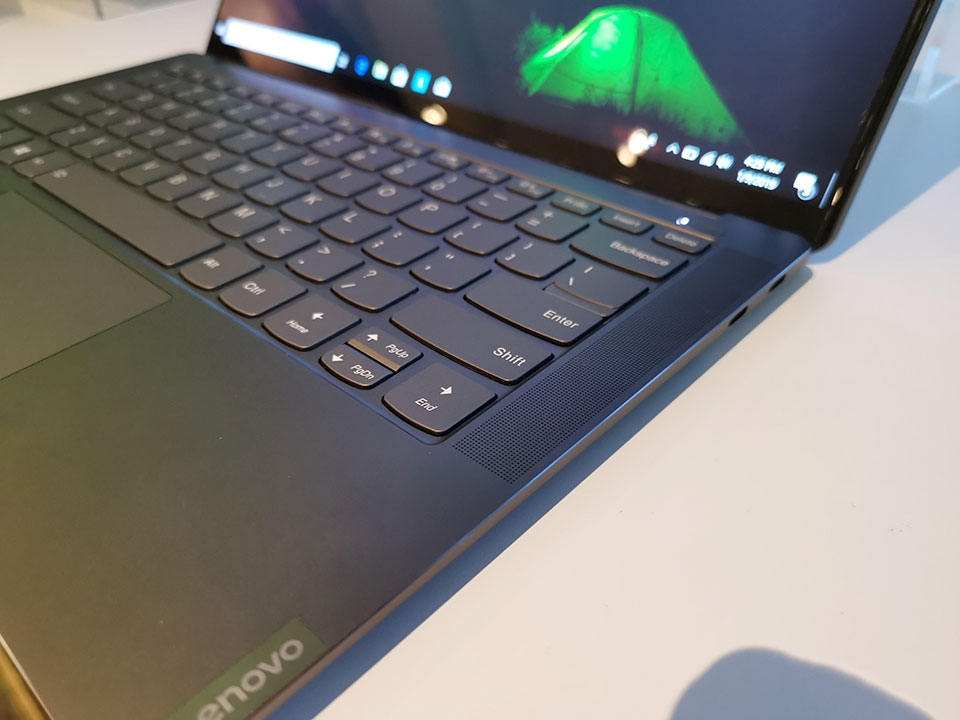 Lenovo Yoga S940