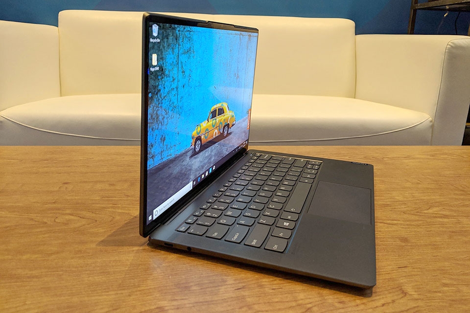 Lenovo Yoga S940