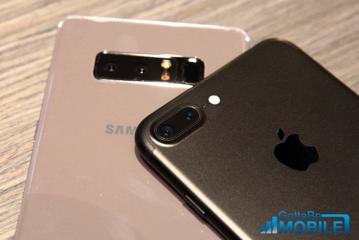 Những lý do để bạn nên và không nên chờ Galaxy S10 5