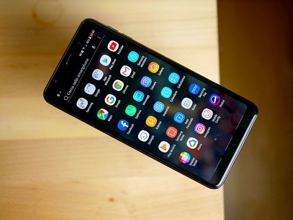 Samsung đang thử nghiệm Android Pie trên Galaxy A7 2018