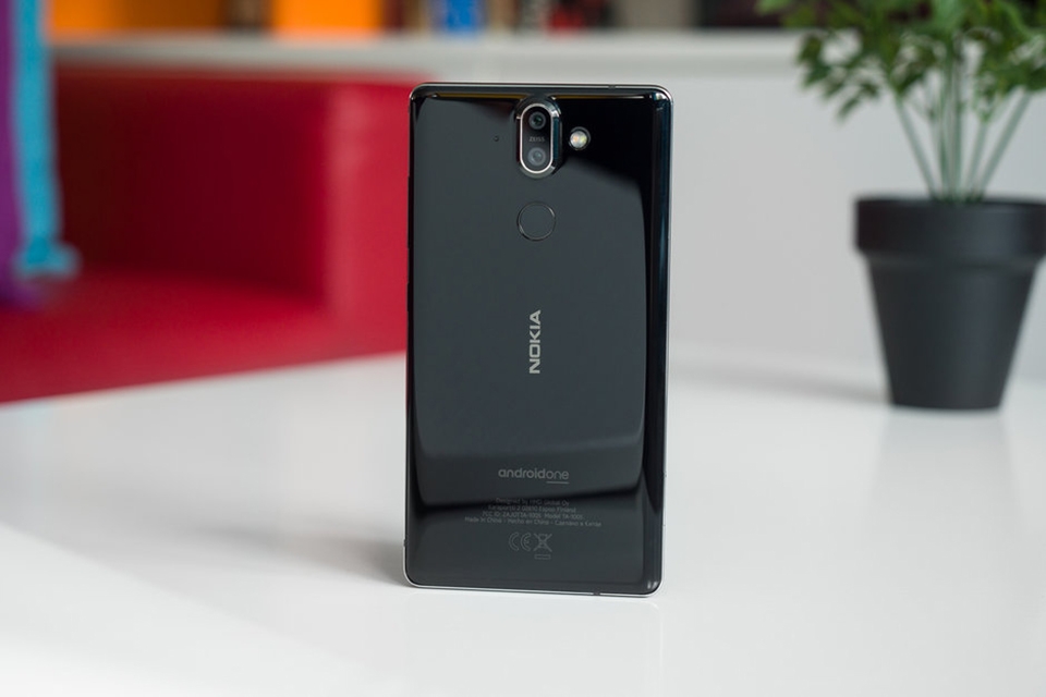 Nokia 8 Sirocco Nokia 8 Sirocco