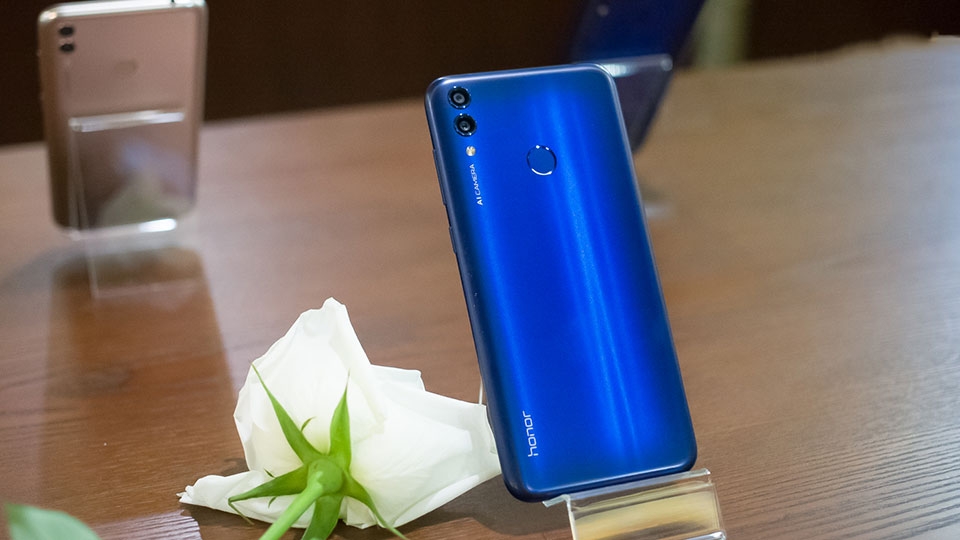 Honor 8C