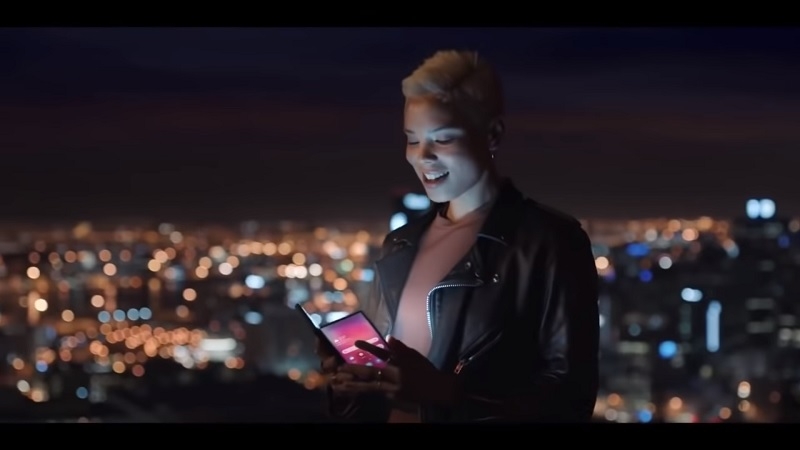 smartphone màn hình gập