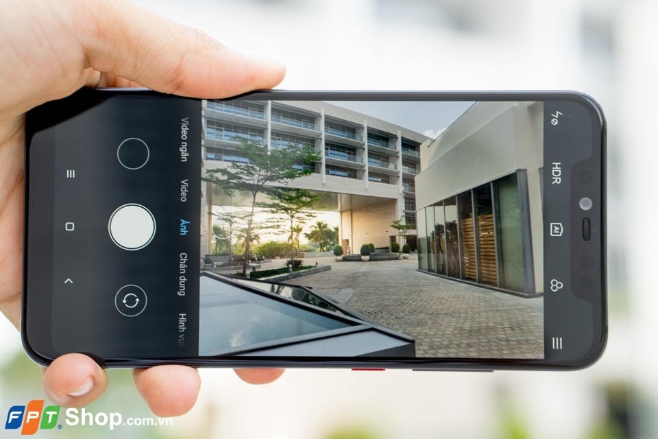 Xiaomi Mi 8 Pro: Giá hợp lý, đủ các “món ăn chơi” với chỉ 15 triệu! (ảnh 9)