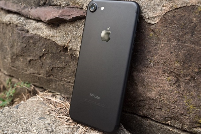 iPhone 7