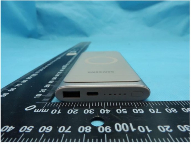 Rò rỉ hình ảnh sạc dự phòng không dây sẽ ra mắt cùng Galaxy S10 2