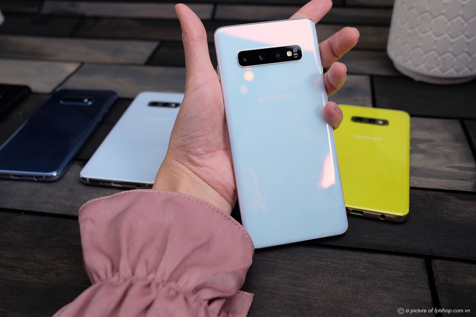 S10
