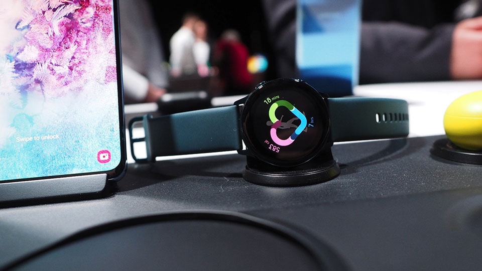 Samsung Galaxy Watch Active Samsung Galaxy Watch Active