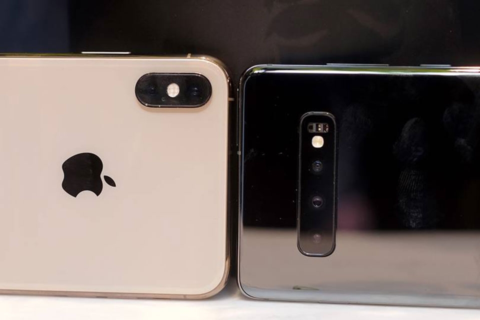Galaxy S10 vs iPhone XS