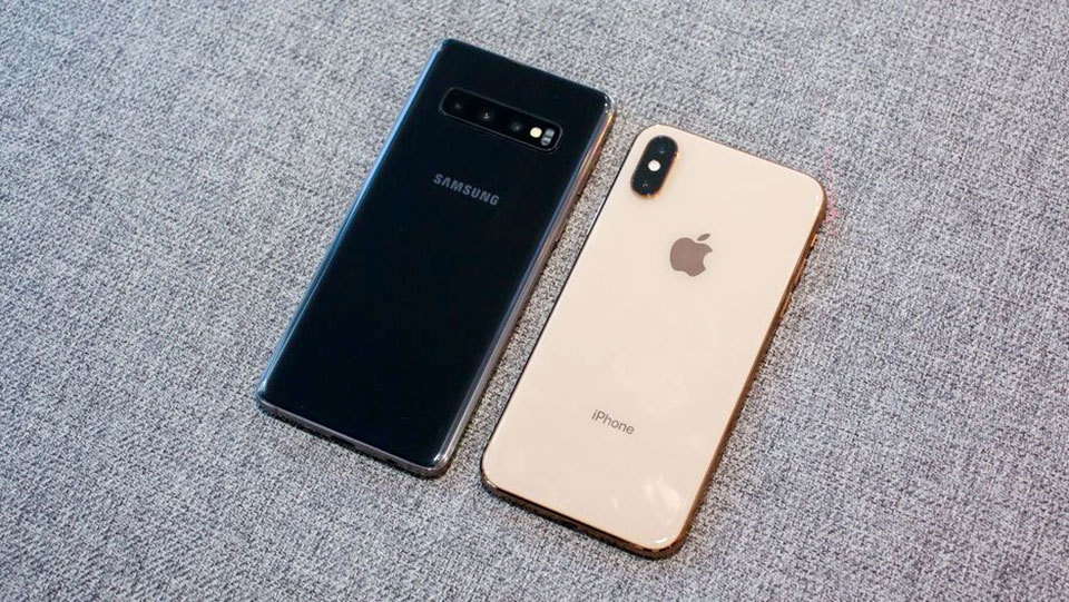 Galaxy S10 vs iPhone XS
