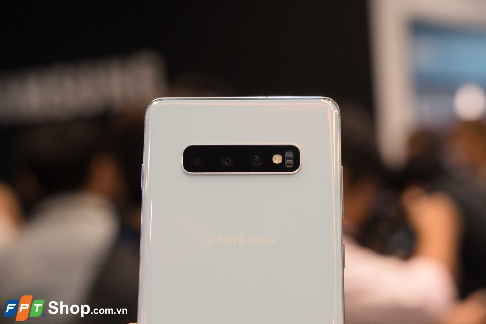 Samsung Galaxy S10 03