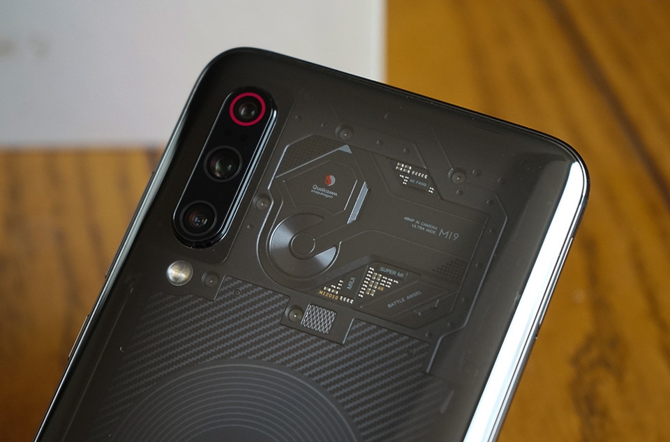 Xiaomi Mi 9 Alita: Battle Angel Xiaomi Mi 9 Alita: Battle Angel
