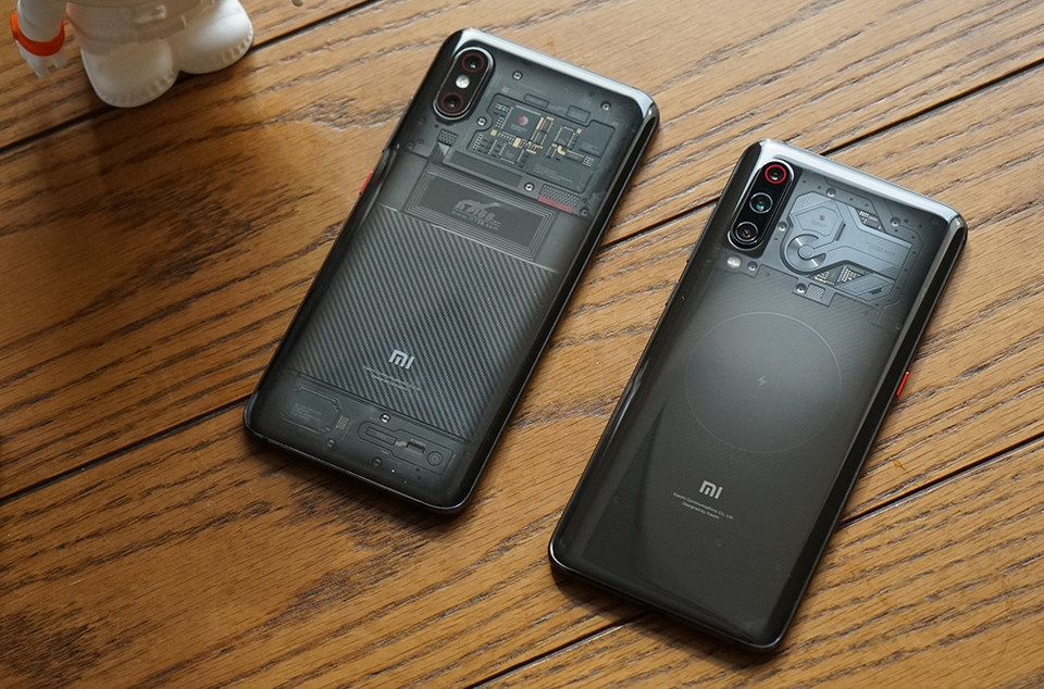 Xiaomi Mi 9 Alita: Battle Angel Xiaomi Mi 9 Alita: Battle Angel