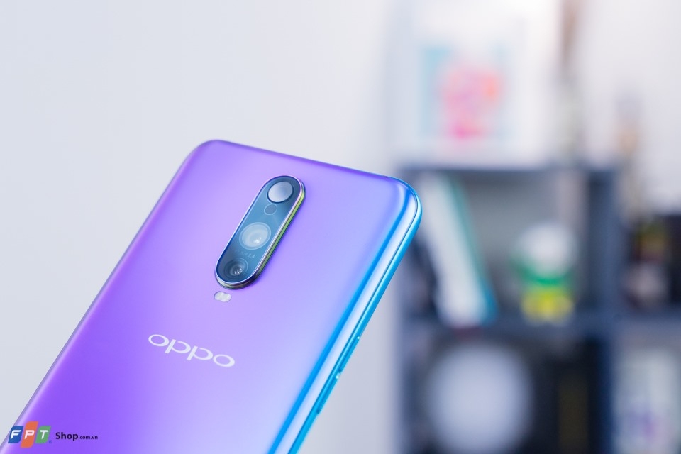 OPPO R17 Pro: Siêu phẩm giá hợp lý, rất nhiều công nghệ hấp dẫn! (ảnh 2)
