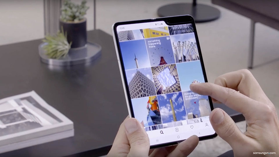 Samsung Galaxy Fold