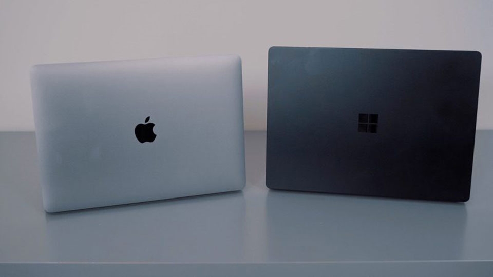 Apple MacBook Air đối đầu Microsoft Surface Laptop 2