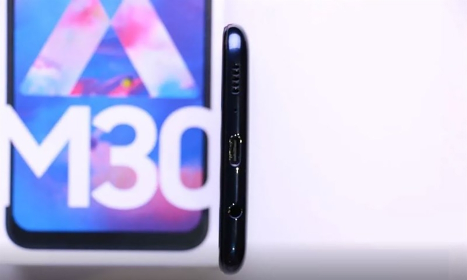 Mở hộp và trải nghiệm nhanh Galaxy M30 Mở hộp và trải nghiệm nhanh Galaxy M30