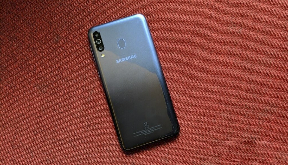 camera Galaxy M30 camera Galaxy M30