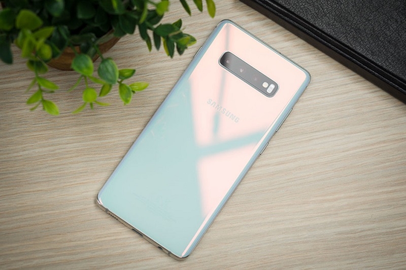 Galaxy S10 Plus Galaxy S10 Plus