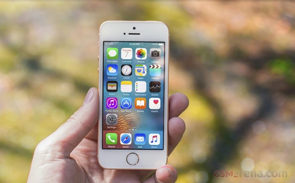 iPhone SE đang được Apple bán dọn kho iPhone SE đang được Apple bán dọn kho