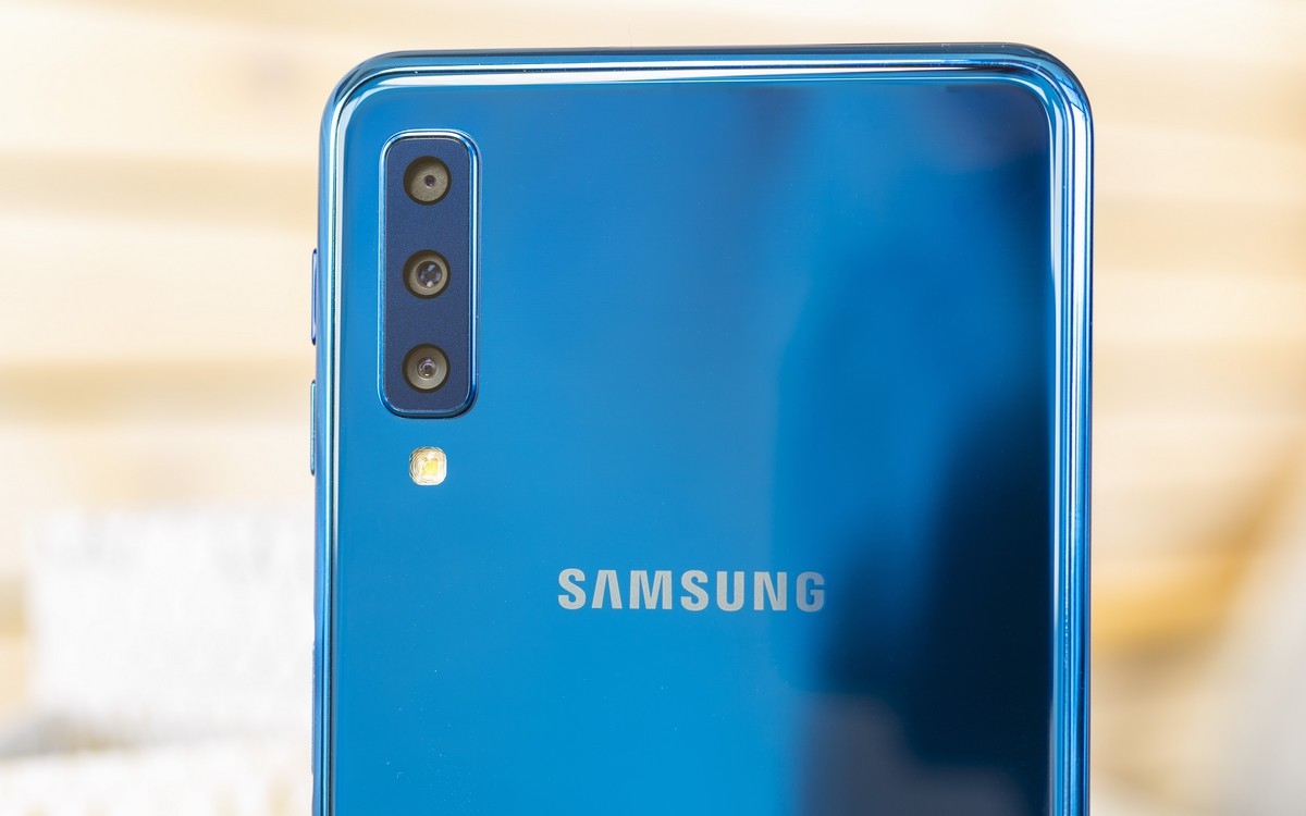 Galaxy A7 2018 camera