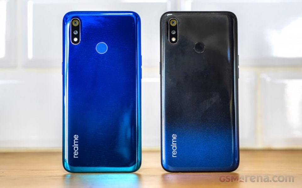 Realme 3 mở bán (ảnh 2)