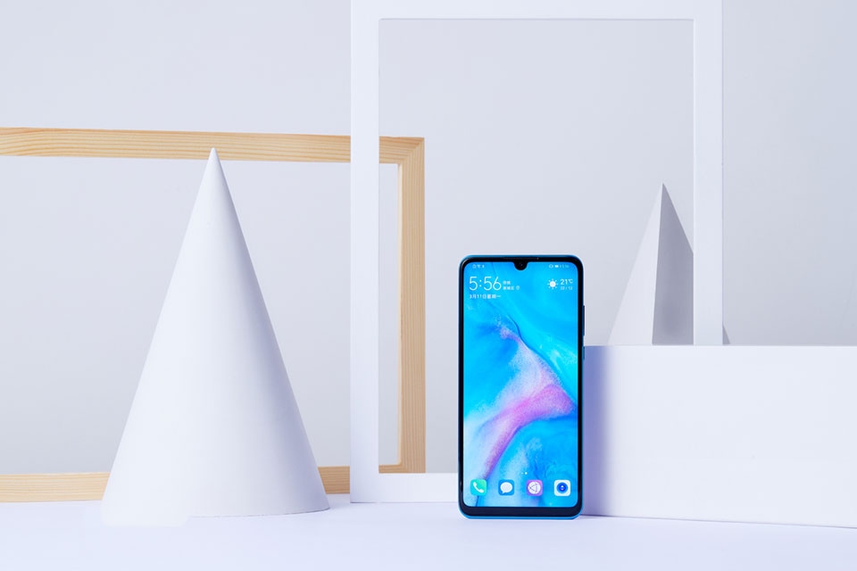 Huawei Nova 4e Huawei Nova 4e