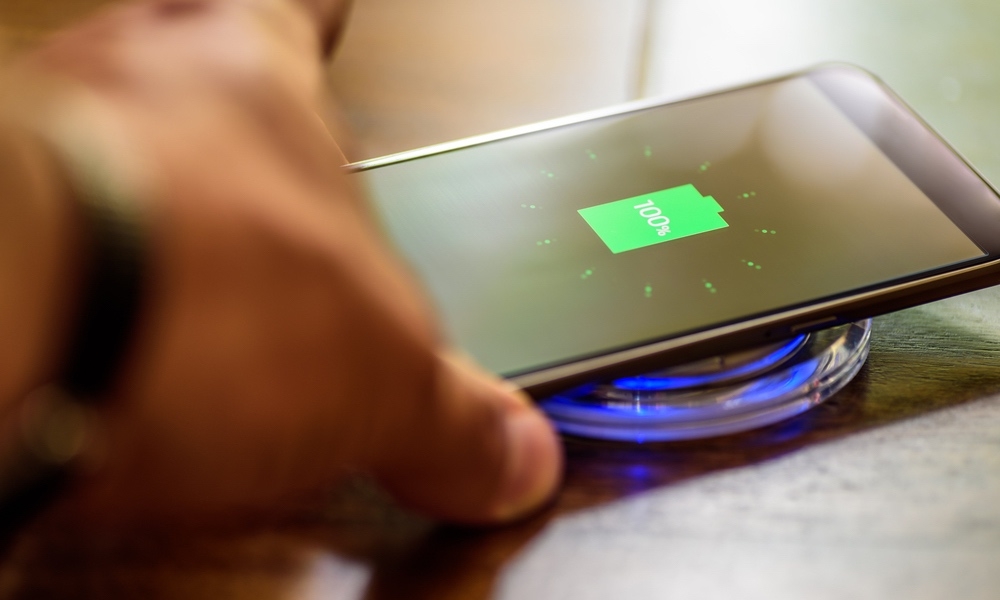 Có gì thú vị trong mỗi viên pin của iPhone? 4