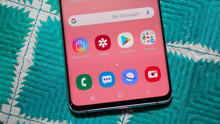 Samsung Galaxy S10 + Samsung Galaxy S10 +