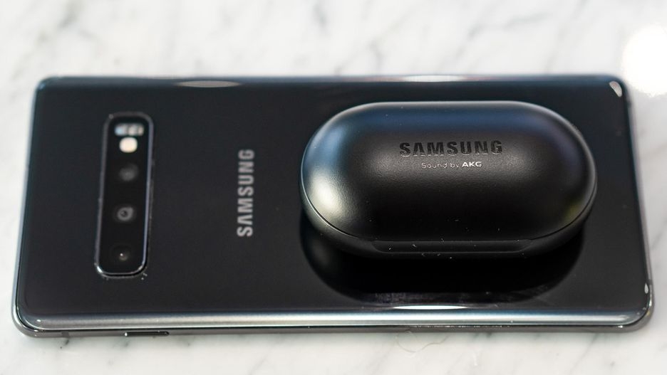 Samsung Galaxy S10 + Samsung Galaxy S10 +