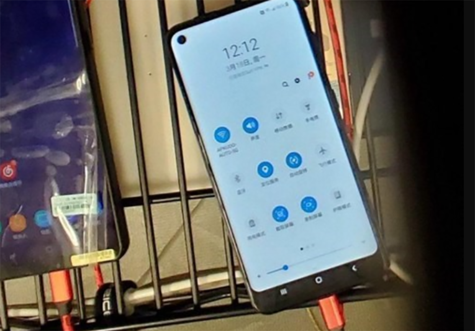 Galaxy A60 lộ video (ảnh 1)