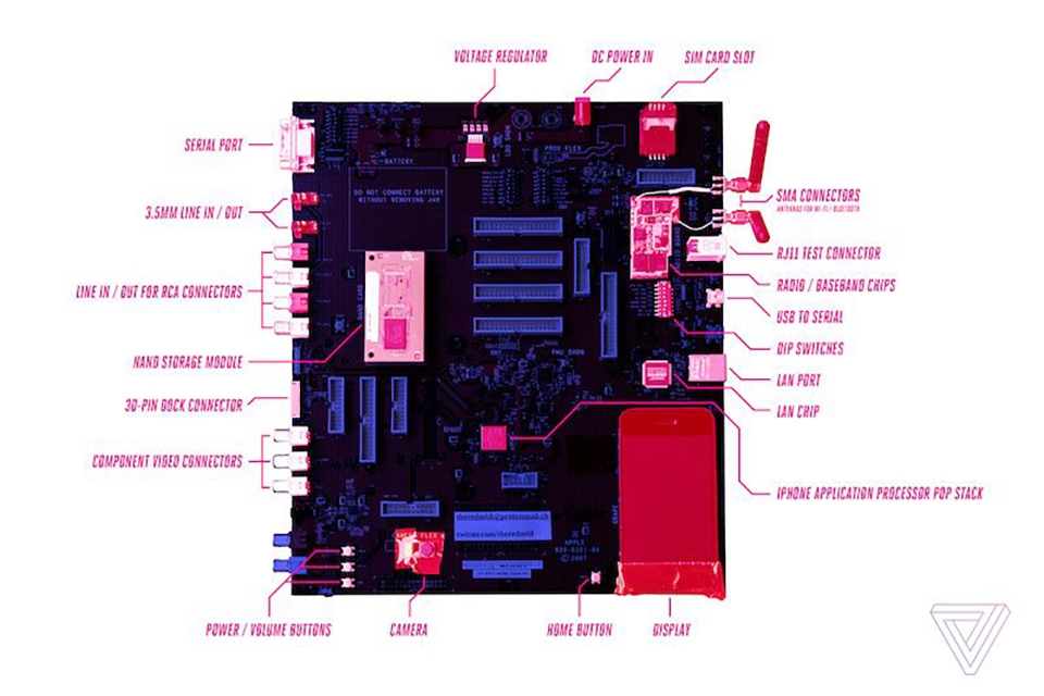 Ảnh bảng mạch iPhone đầu tiên (ảnh 2)
