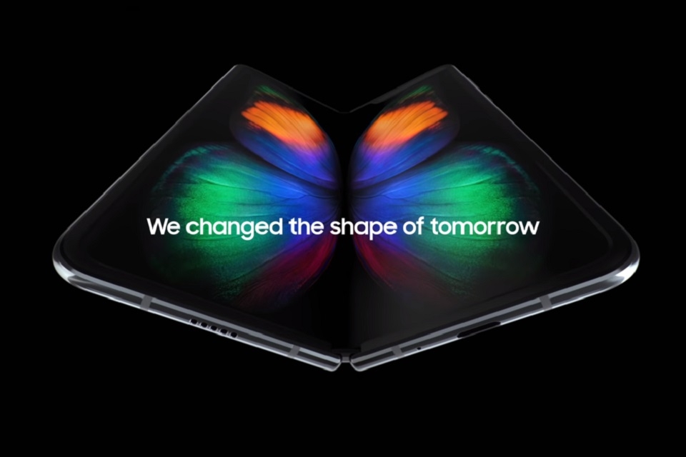 Doanh số iPhone đang giảm, khiến Samsung "thất thu"
