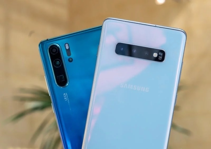 Galaxy S10+ với Huawei P30 Pro Galaxy S10+ với Huawei P30 Pro