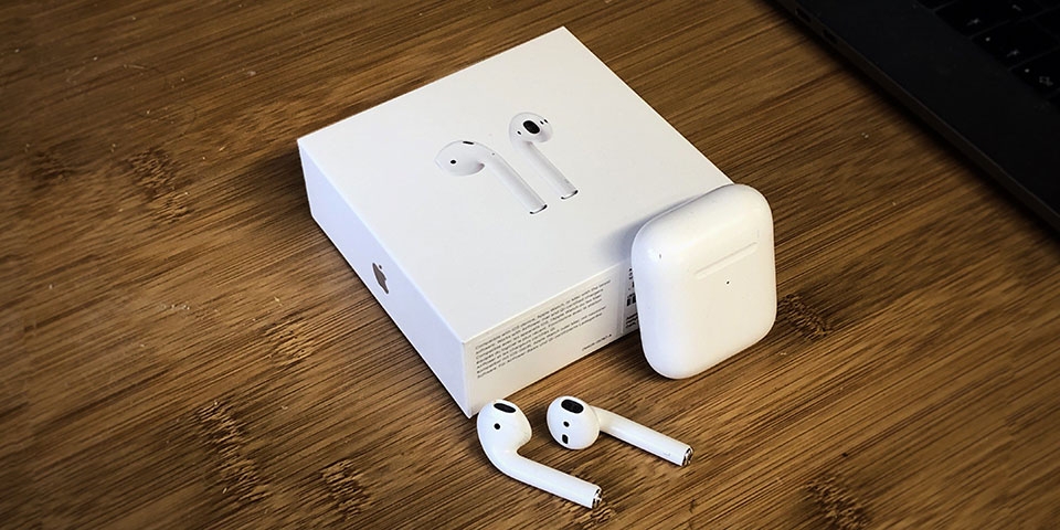 AirPods 2 AirPods 2