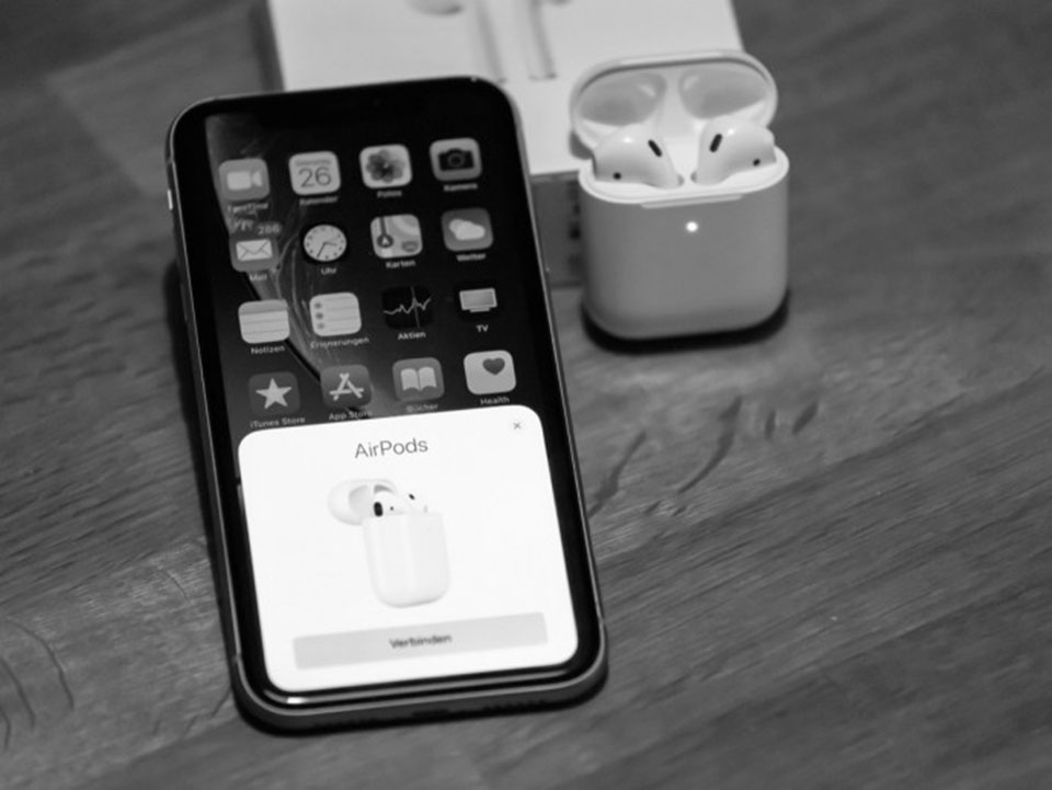 AirPods 2 AirPods 2