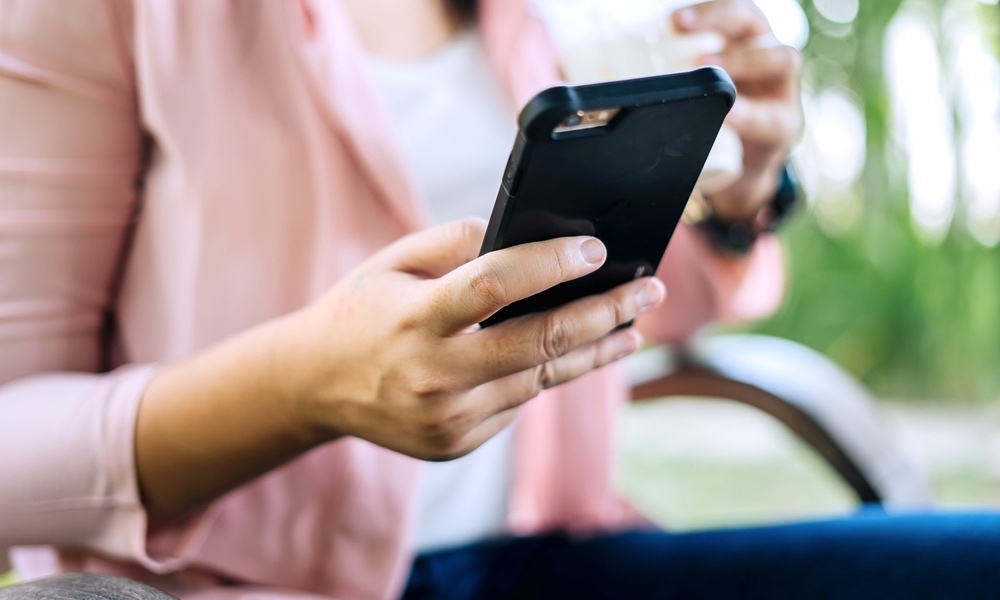 Những lưu ý để bạn sạc iPhone nhanh và an toàn 3