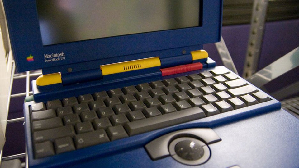 Apple PowerBook 100, 140 và 170 (1991) Apple PowerBook 100, 140 và 170 (1991)