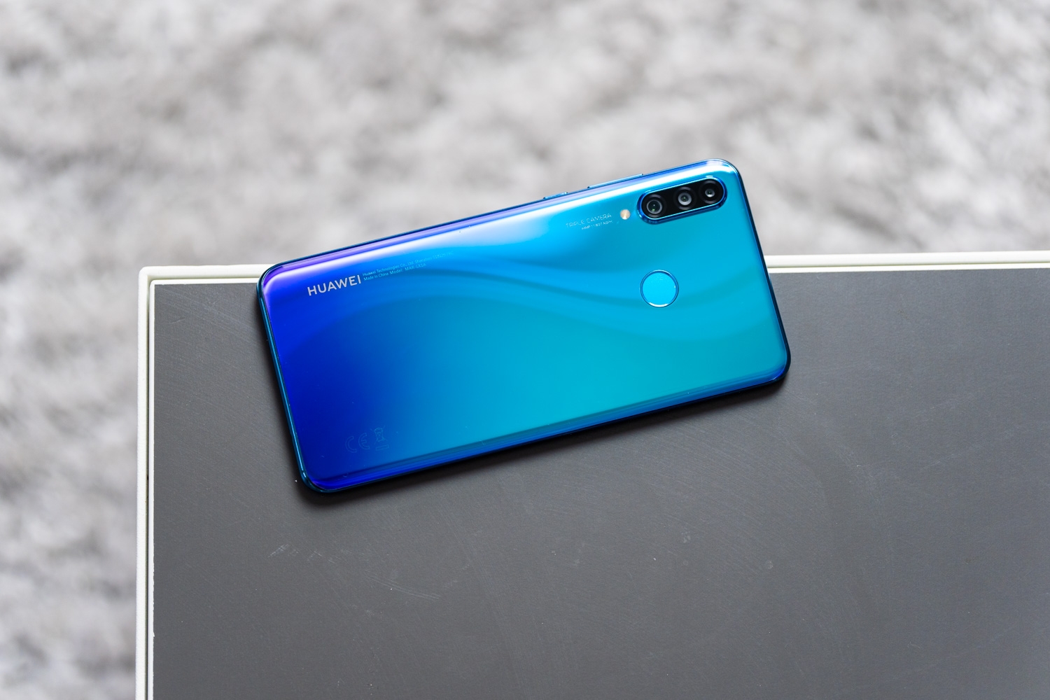 Huawei P30 Lite Huawei P30 Lite