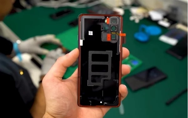Nội soi bên trong Huawei P30 Pro và cái kết bất ngờ!