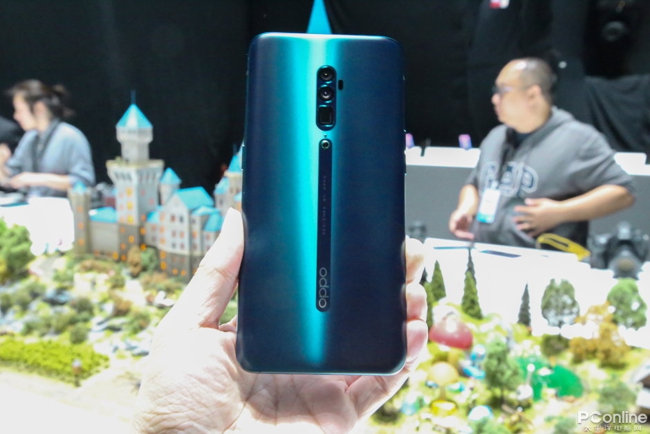 OPPO Reno 10x Zoom Edition OPPO Reno 10x Zoom Edition