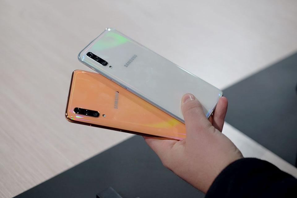 Samsung Galaxy A70 Samsung Galaxy A70